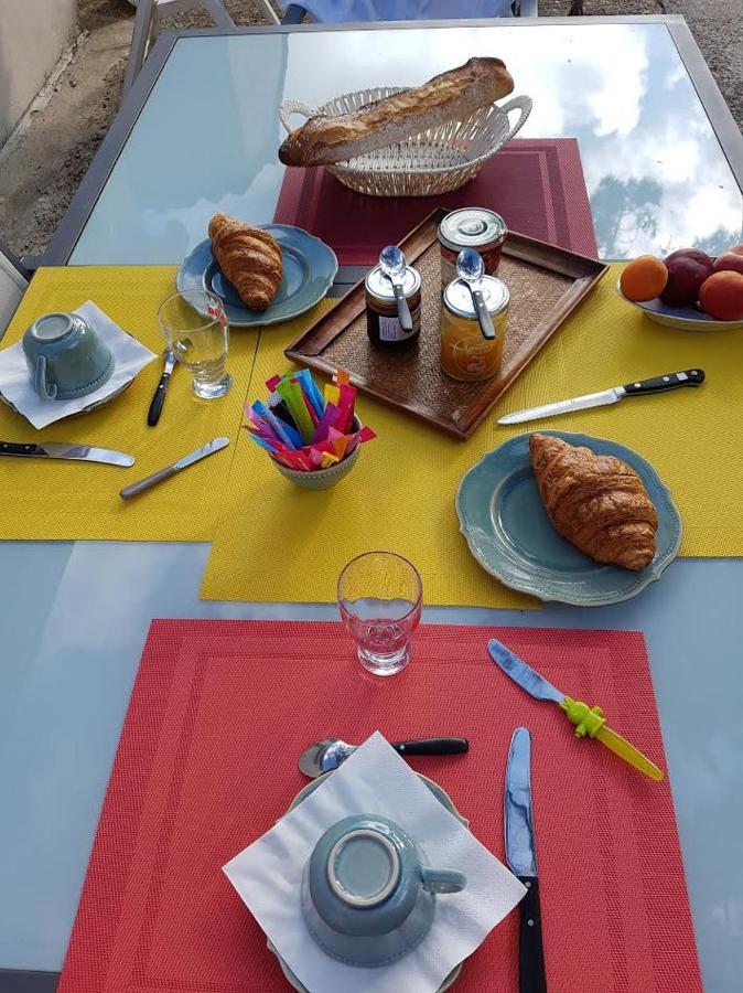 Bed and Breakfast A L'Ombre Des Pins Saint-Augustin  Екстер'єр фото